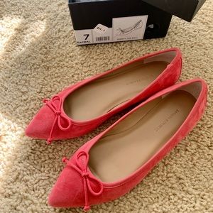 Banana republic pink flats